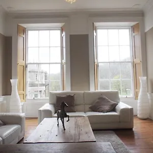 windsor-street-apartment.edinburghhotelsuk.org/