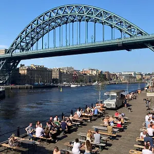 Mosley Street, Getaway Newcastle upon Tyne