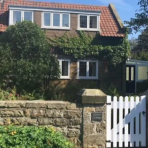 scalby-grove-cottage.yorkshirehotels.net/